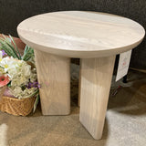 Morro 24" Table SIDE TABLE Oak 24w24d17h