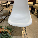 Allen Molded Plastic Chair w/ Chrome Wire Legs DINING CHAIRS White 18w16d32h