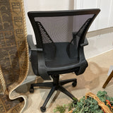 Focus Furniture Mesh Task Chair OFFICE CHAIRS Black 22w20d39h