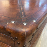 Thomasville Antique Wood Trunk COFFEE/COCKTAIL TABLE 42w32d22h