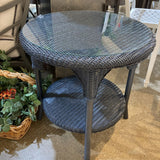 Lloyd Flanders Heirloom Round Side Table OUTDOOR 24d24h