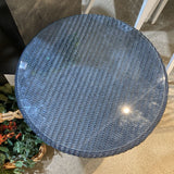 Lloyd Flanders Heirloom Round Side Table OUTDOOR 24d24h