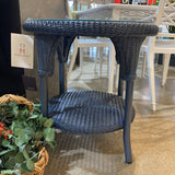 Lloyd Flanders Heirloom Round Side Table OUTDOOR 24d24h