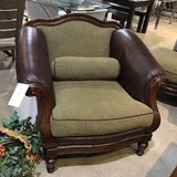 Thomasville Sorrento Leather & Wood Framed w/ Pillows CHAIR 43Wx39Dx38H